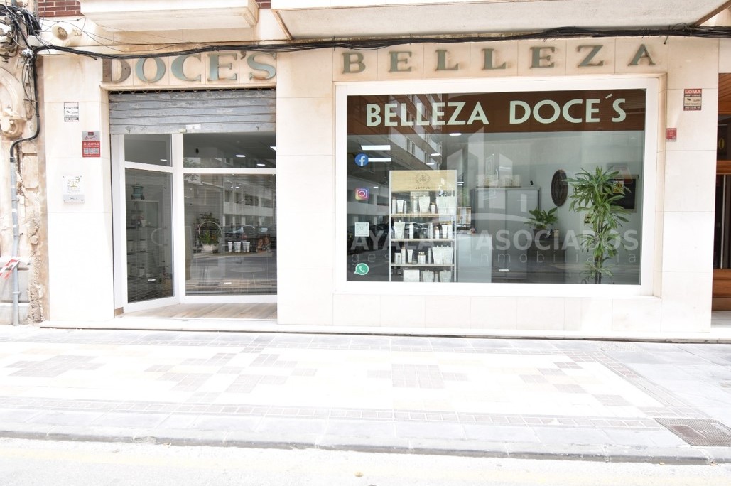 LOCAL COMERCIAL EN VENTA, CENTRO DE CARTAGENA