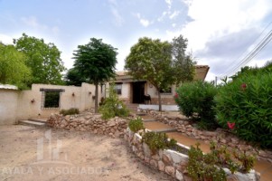 CHALET INDEPENDIENTE EN VENTA, LOMAS DE CANTERAS