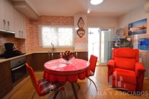 PISO EN VENTA, ZONA DE LA ESTACION