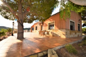 CASA DE RURAL EN PARAJE MAJADA BLANCA, PERIN