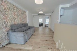 BAJO DE PISO EN VENTA, URBANIZACION LAS SIRENAS I (LA MANGA DEL MAR MENOR)